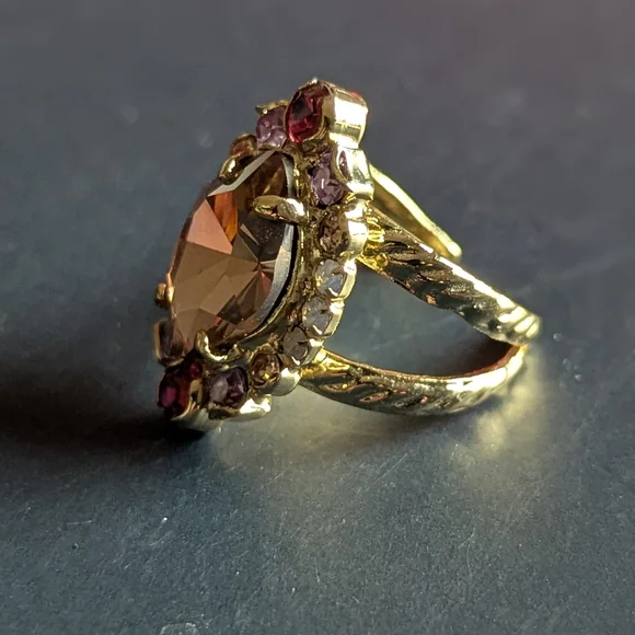 Sorrelli Bright Gold Ring with Champagne Center Stone - Picture 2 of 6